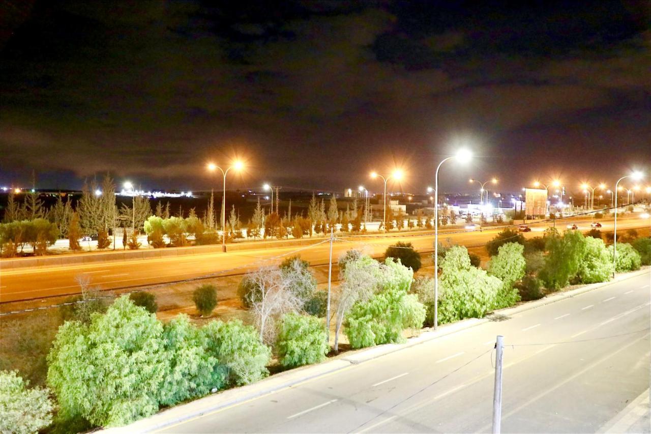 Faraseen Apartments Al Qastal Экстерьер фото