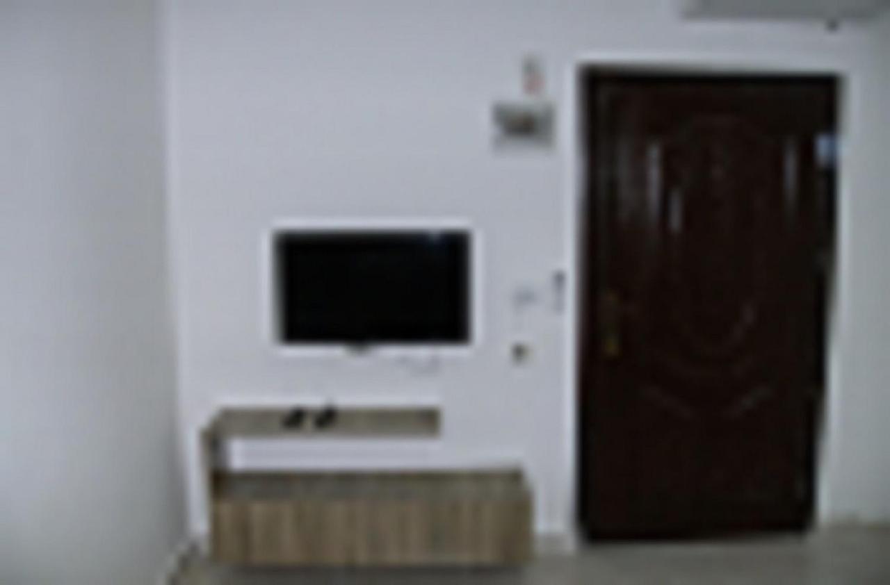 Faraseen Apartments Al Qastal Экстерьер фото